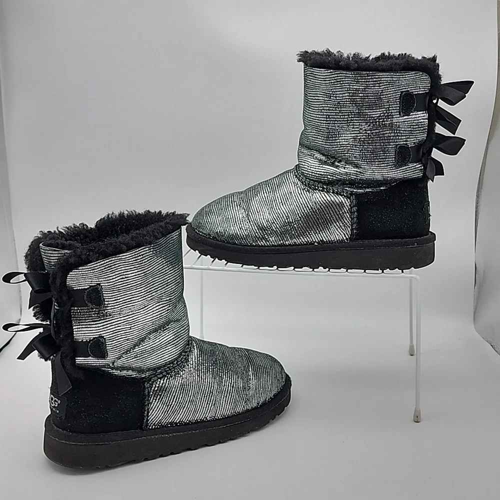 Ugg Australia Kids Bailey Bow Lizard Boot Size Kids 4